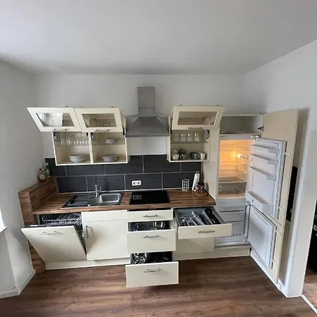 Renoviertes Monteurhaus In Fuer 6 Personen! Apartment *