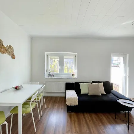 Renoviertes Monteurhaus In Fuer 6 Personen!
